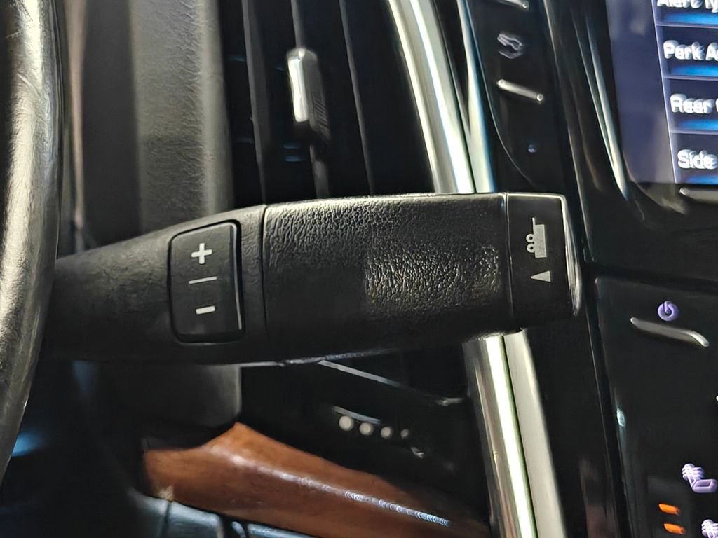 Used 2016 Cadillac Escalade ESV Luxury image 52