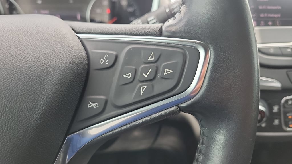 Used 2021 Chevrolet Equinox LT FWD image 20