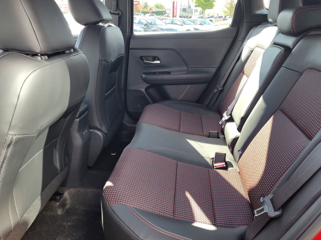 New 2026 Nissan Kicks SR w/ Cold Weather Package image 29