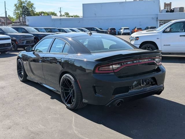 Used 2023 Dodge Charger Scat Pack w/ Plus Group RWD image 4