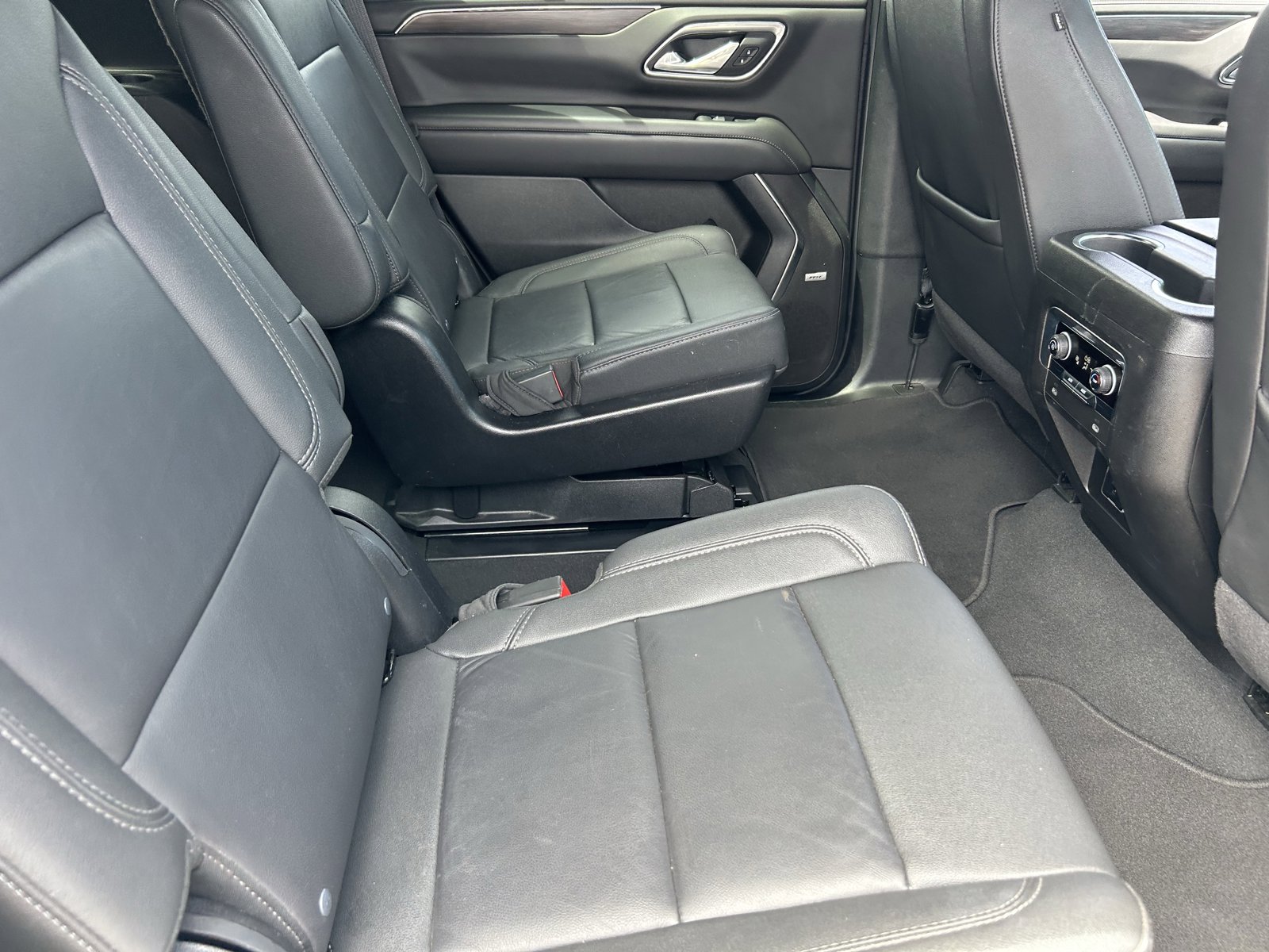 Certified 2024 Chevrolet Tahoe LT RWD image 14