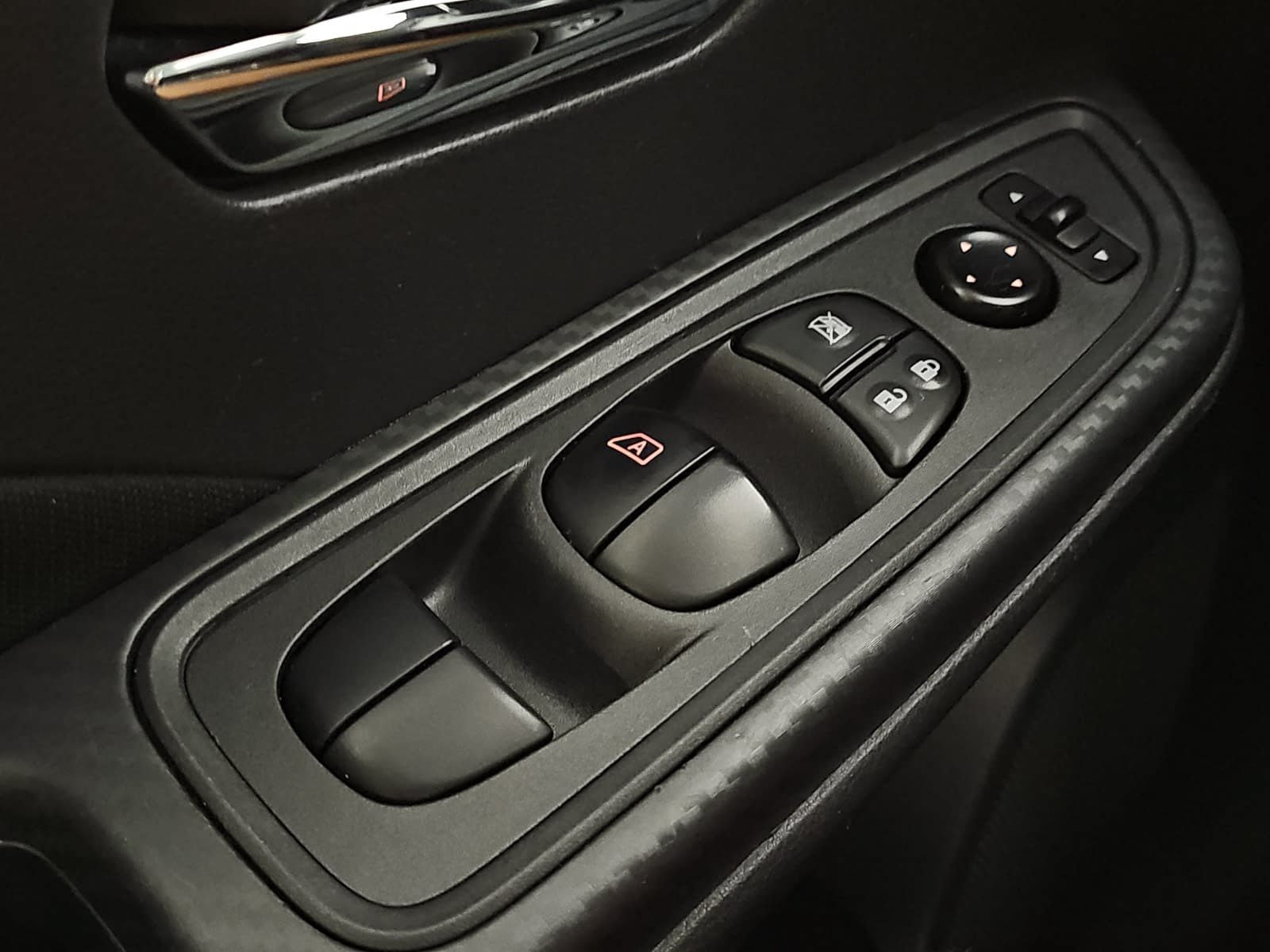 Used 2022 Nissan Versa SV w/ Trunk Package FWD image 26