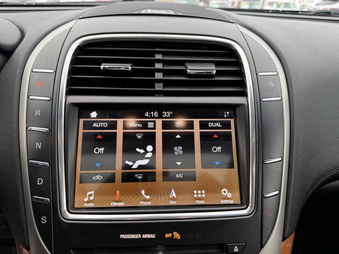 Used 2019 Lincoln Nautilus Reserve AWD/4WD image 24