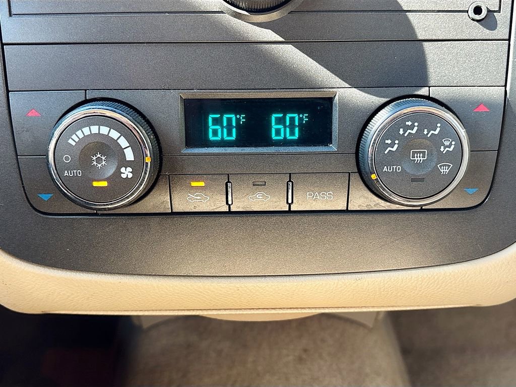 Used 2011 Buick Lucerne CXL w/ Driver Confidence Package image 14