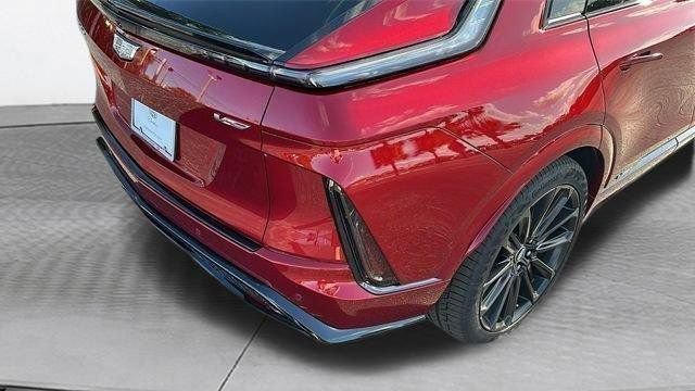 New 2026 Cadillac Lyriq V AWD/4WD image 11
