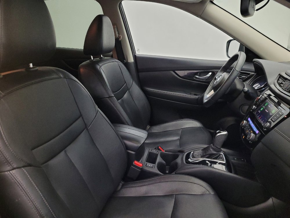 Used 2020 Nissan Rogue SL image 21