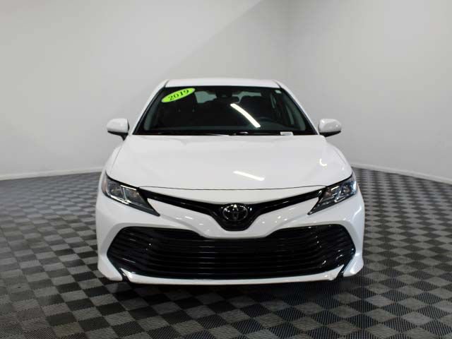 Certified 2019 Toyota Camry LE FWD image 9