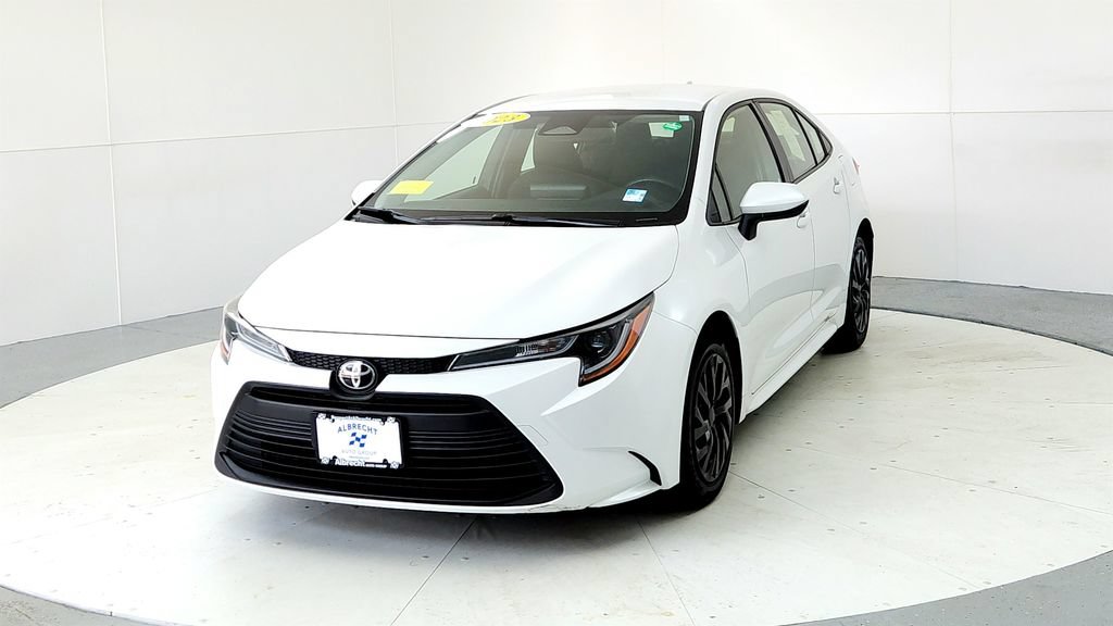 Certified 2023 Toyota Corolla LE w/ Carpet Mat Package (TMS) FWD image 2