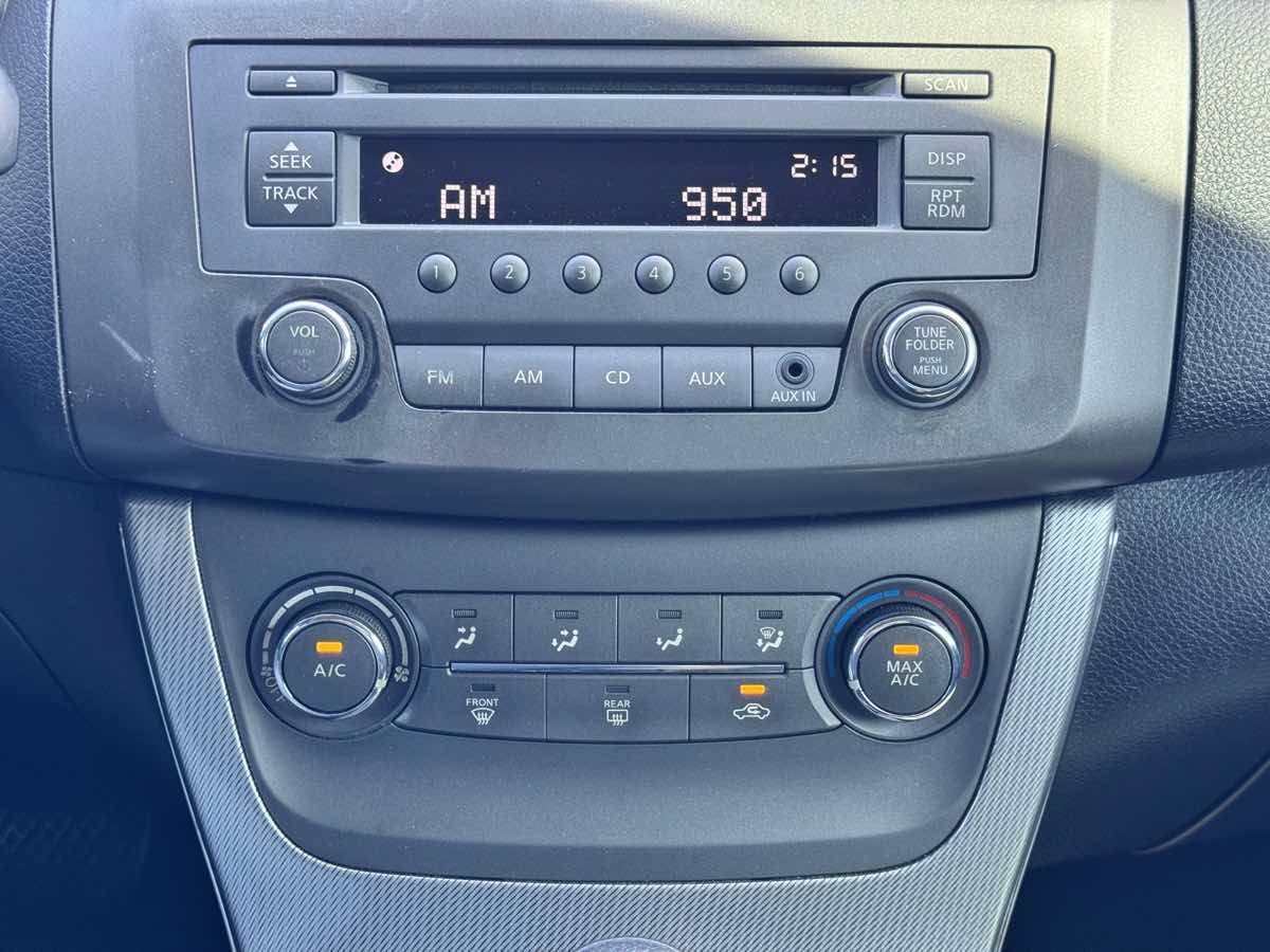 Used 2014 Nissan Sentra SR FWD image 43