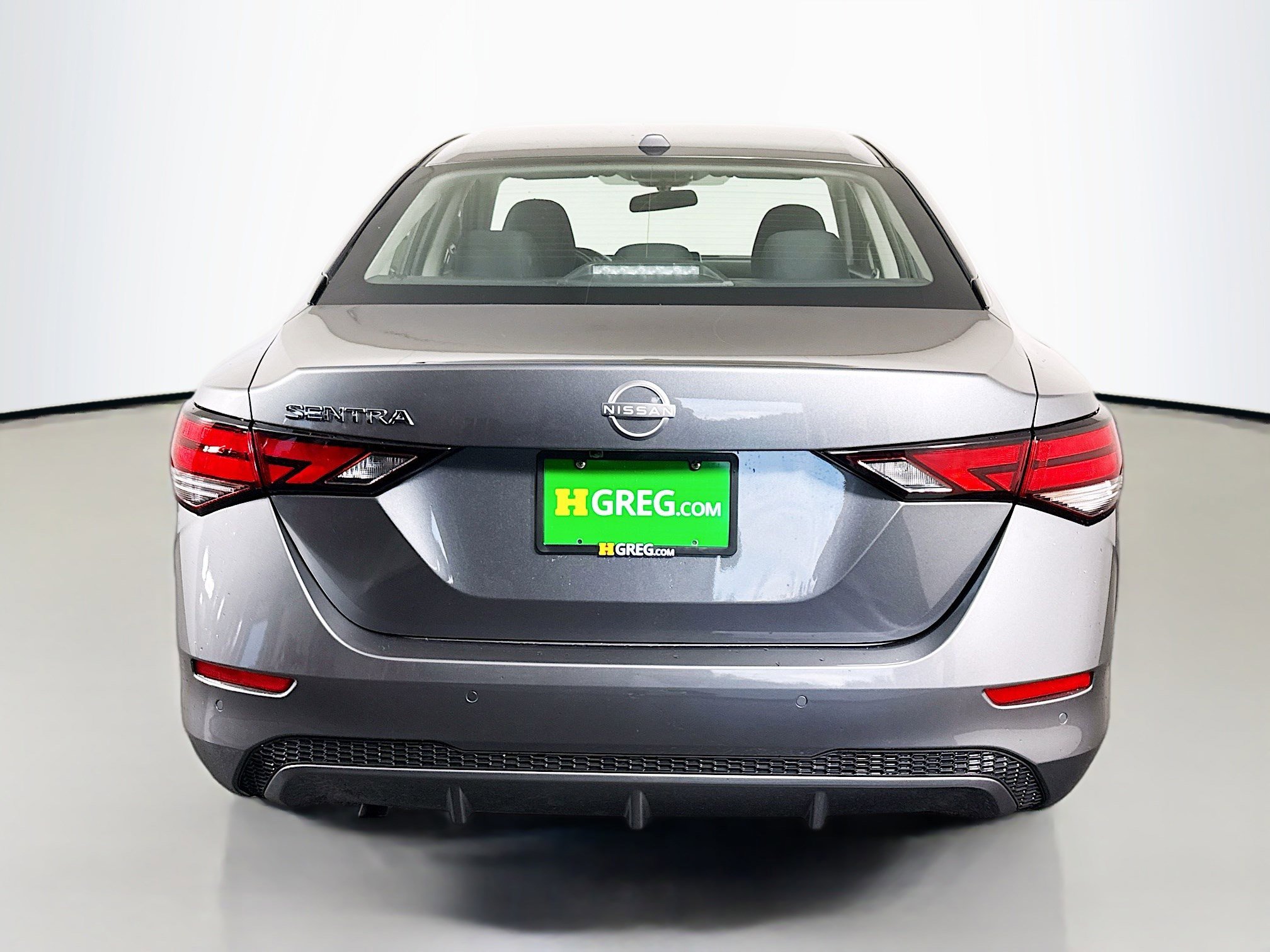 Used 2025 Nissan Sentra SV image 8