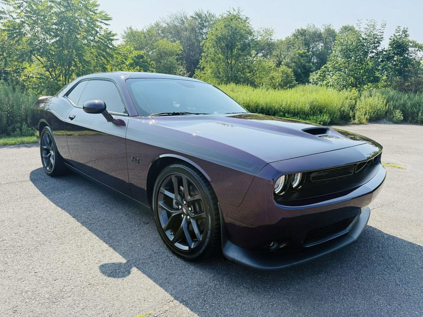Used 2022 Dodge Challenger R/T w/ Blacktop Package image 8