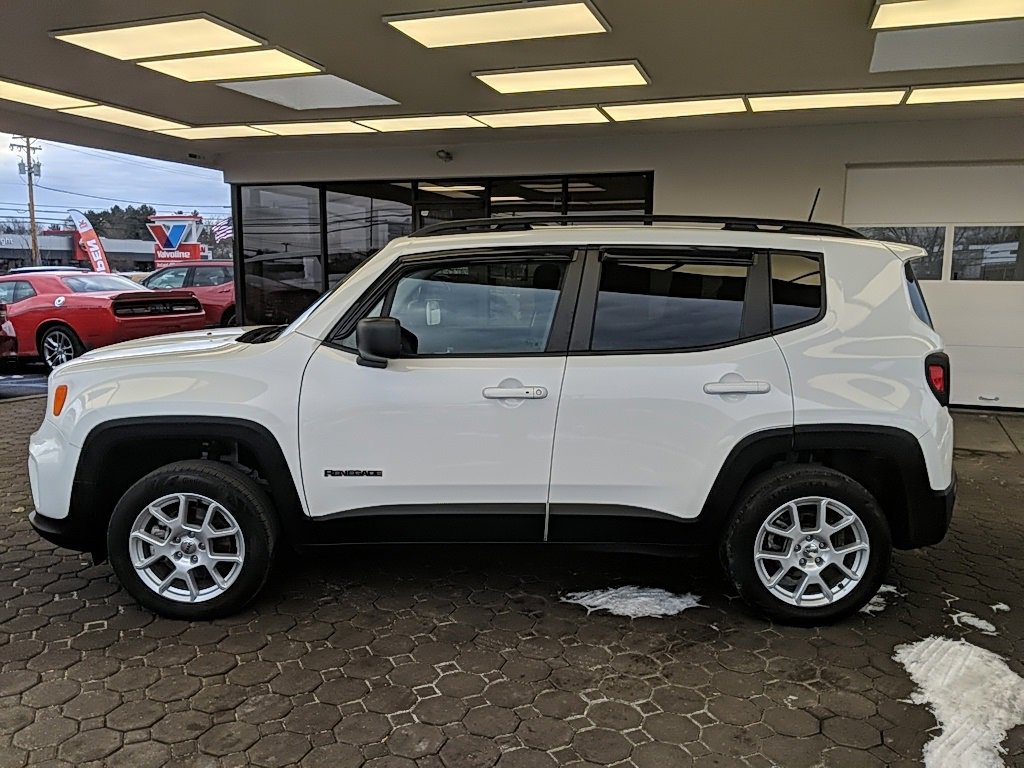 Used 2022 Jeep Renegade Latitude image 11