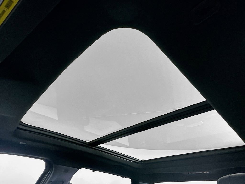 Used 2025 Toyota Tundra Platinum w/ TRD Off-Road Package image 21