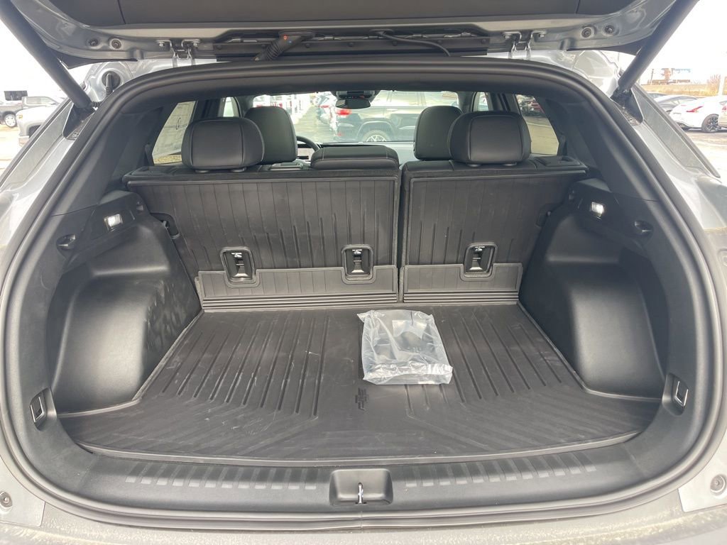 New 2026 Chevrolet Blazer EV LT image 11