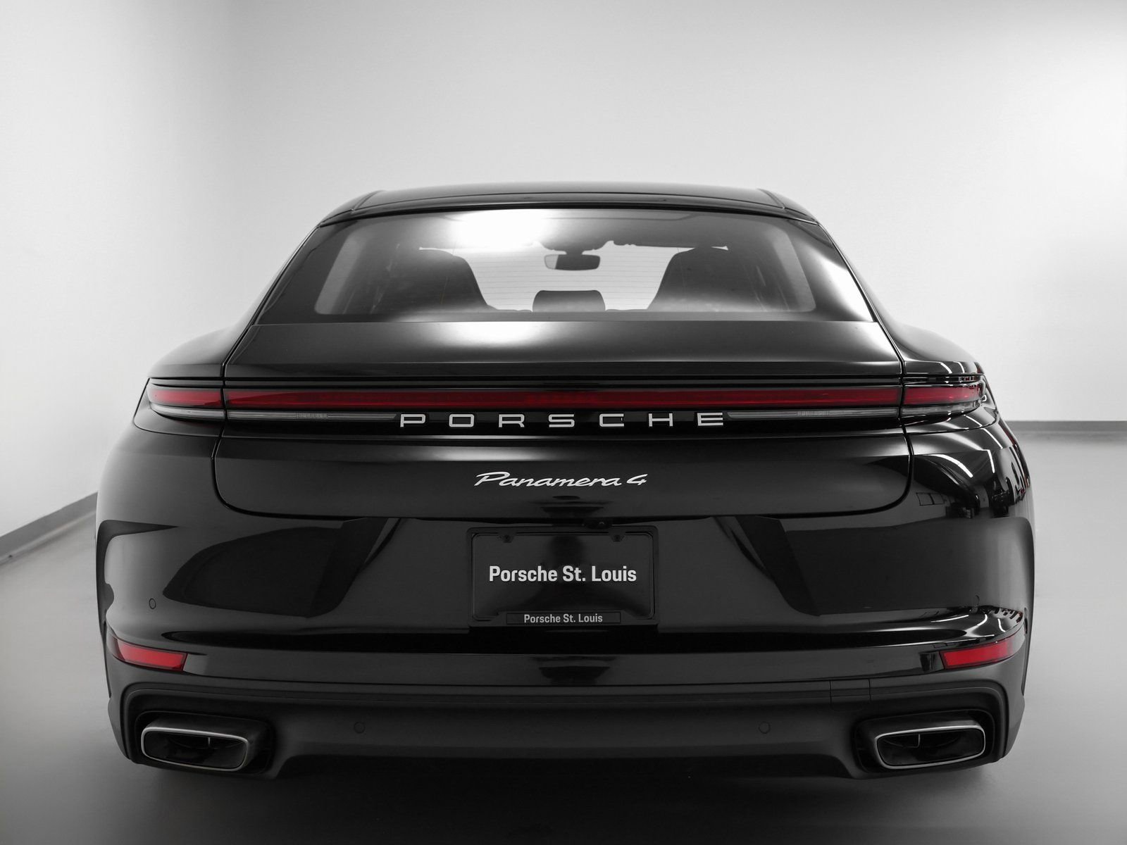 Certified 2025 Porsche Panamera 4 AWD/4WD image 11