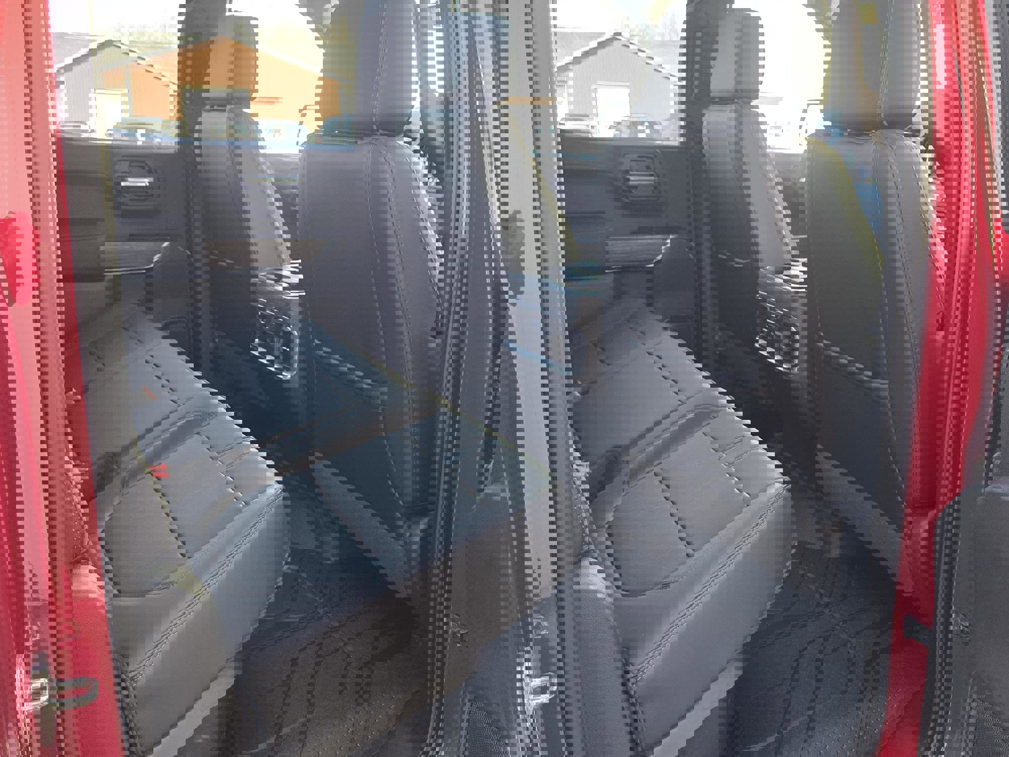 Used 2019 Chevrolet Silverado 1500 High Country w/ Technology Package image 28