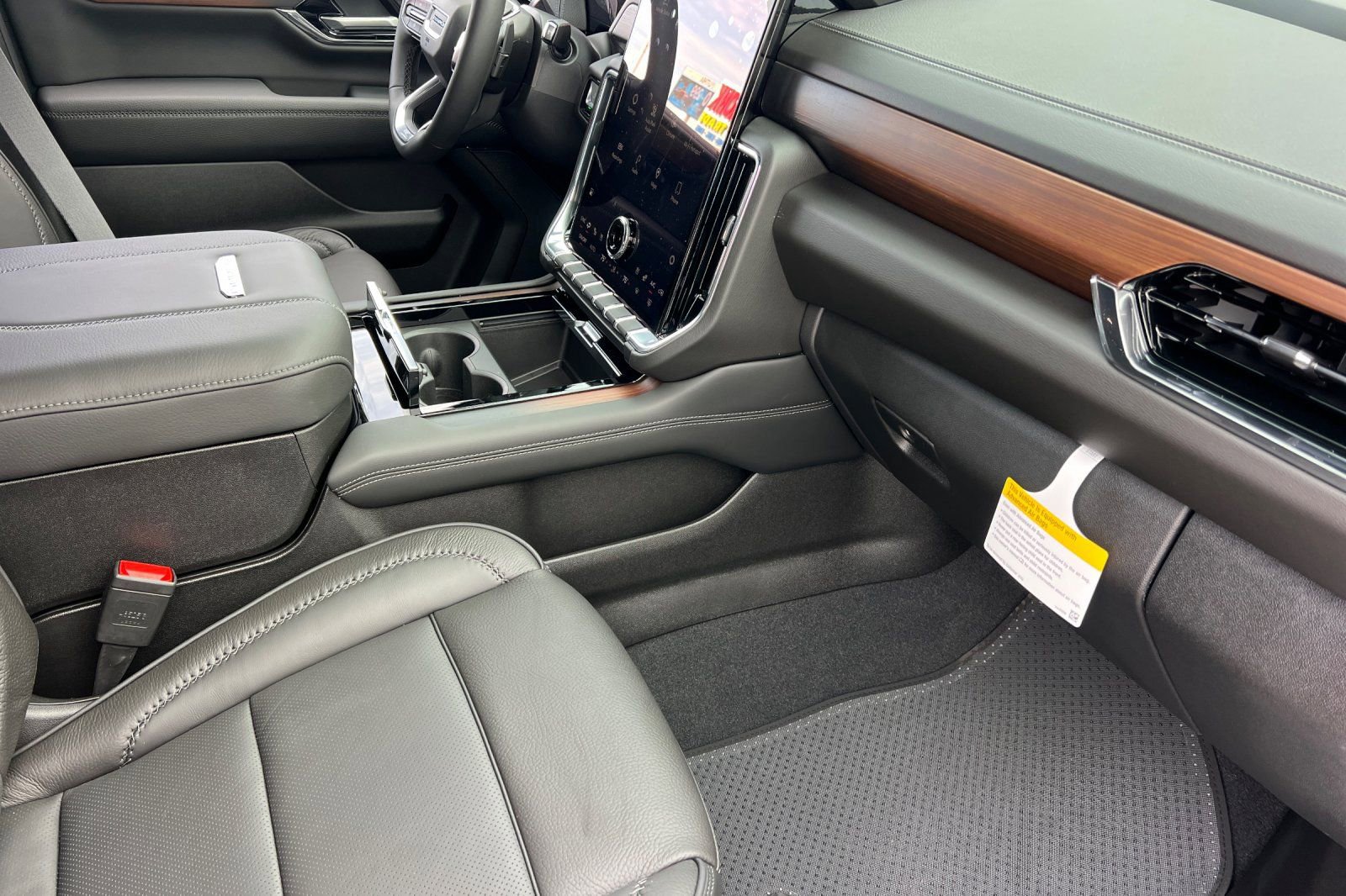 New 2026 GMC Yukon Denali image 16