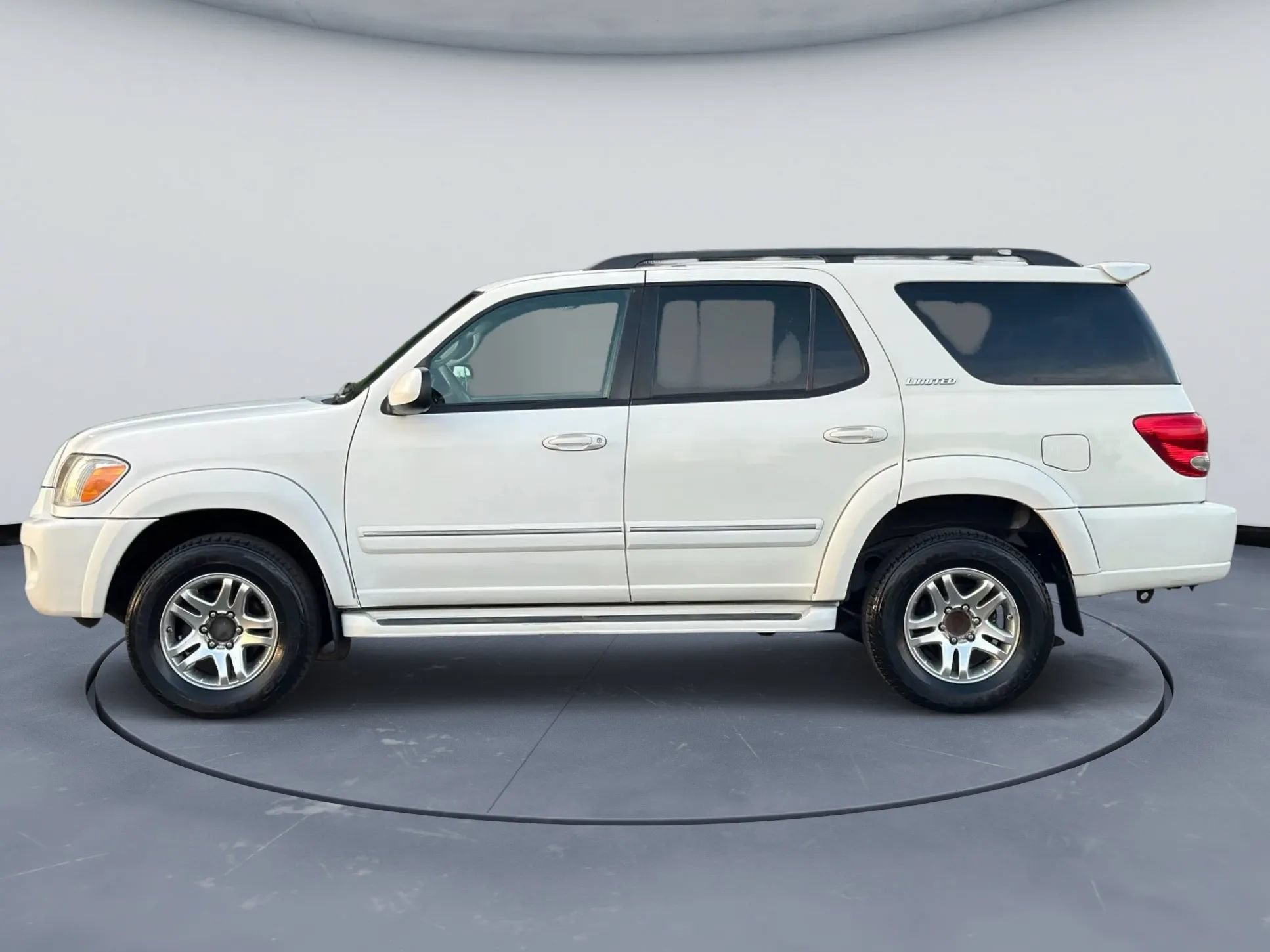 Used 2006 Toyota Sequoia Limited AWD/4WD image 3