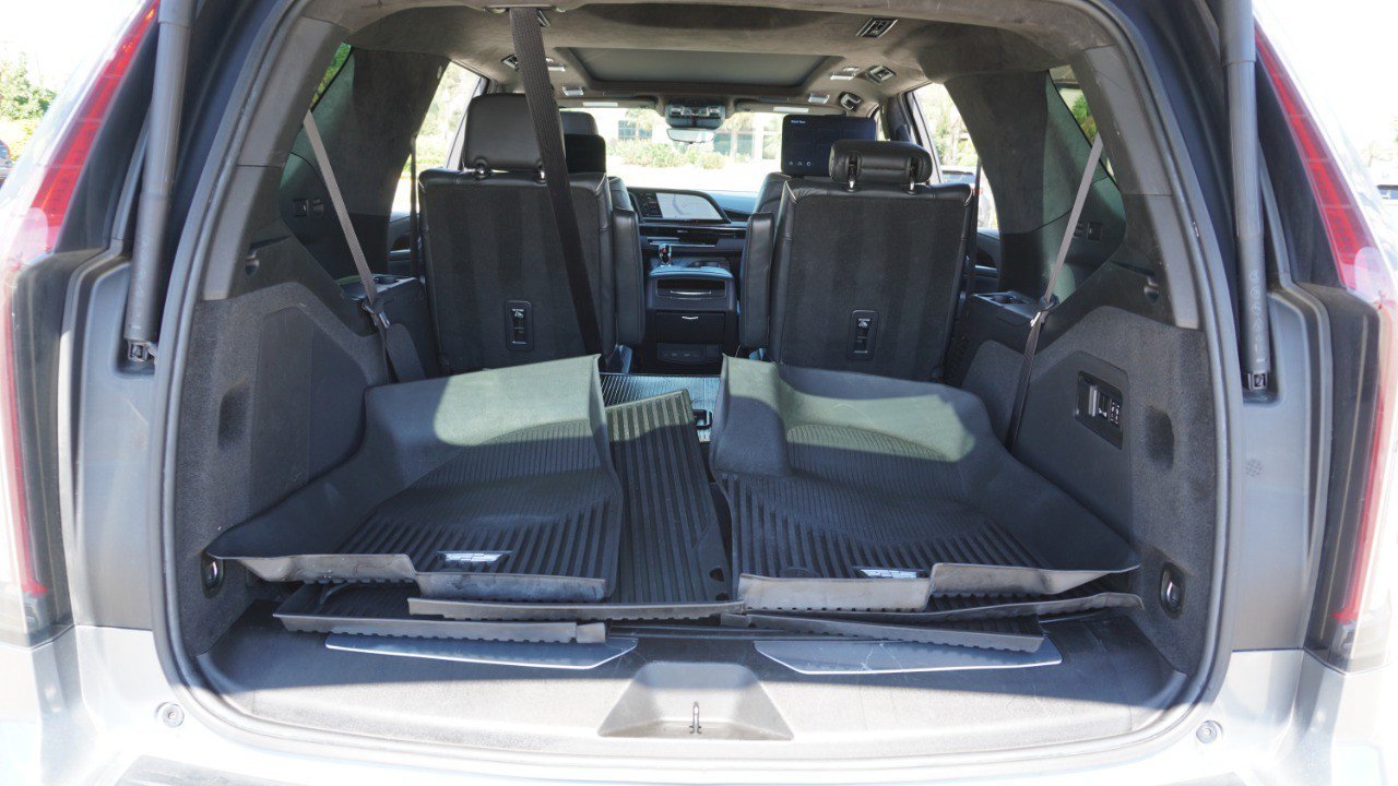 Used 2022 Cadillac Escalade Sport Platinum w/ LPO, ONYX Package RWD image 34
