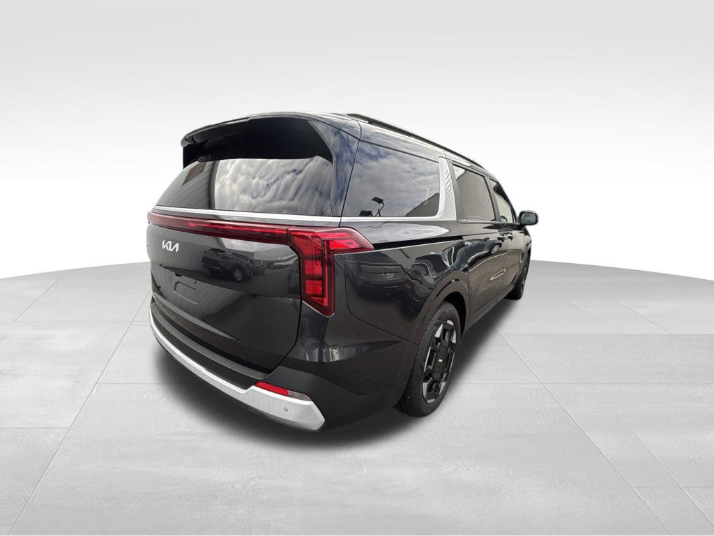 Certified 2026 Kia Carnival EX FWD image 5