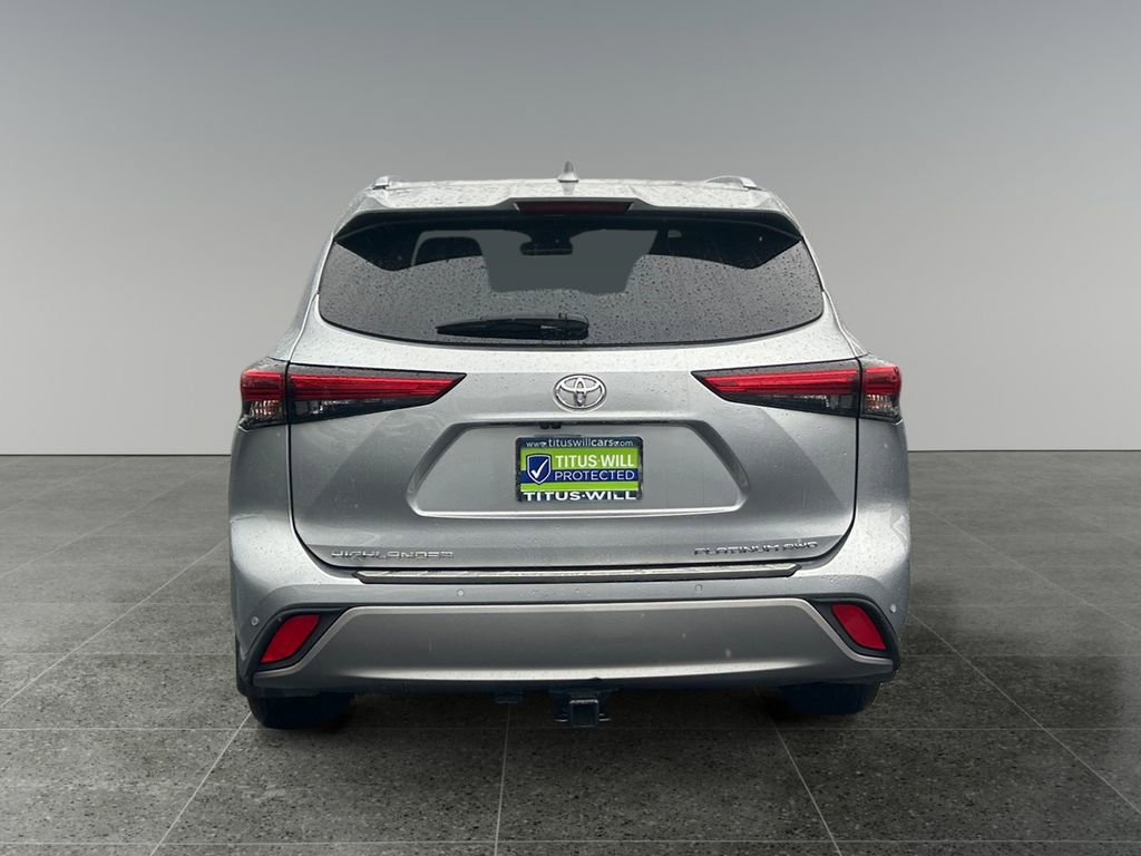 Used 2022 Toyota Highlander Platinum image 6