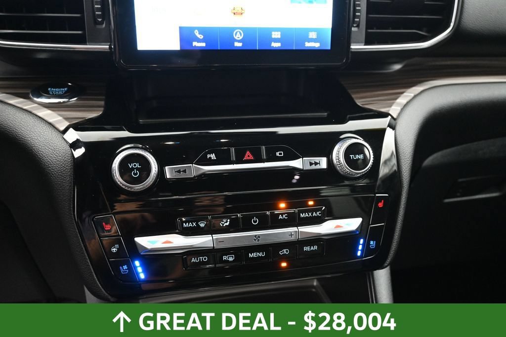 Used 2022 Ford Explorer Limited AWD/4WD image 29
