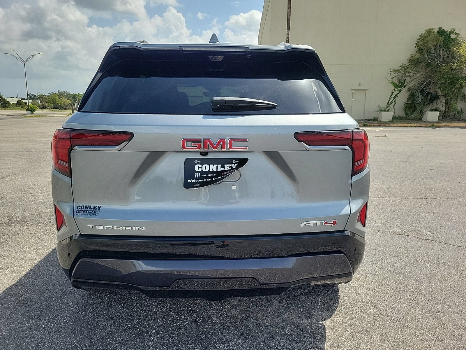 New 2026 GMC Terrain AT4 w/ Convenience Package III AWD/4WD image 6