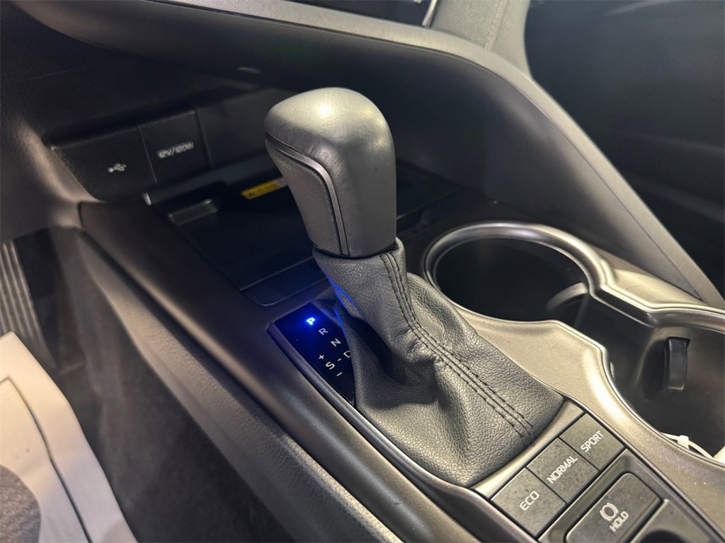 Used 2023 Toyota Camry XSE image 21