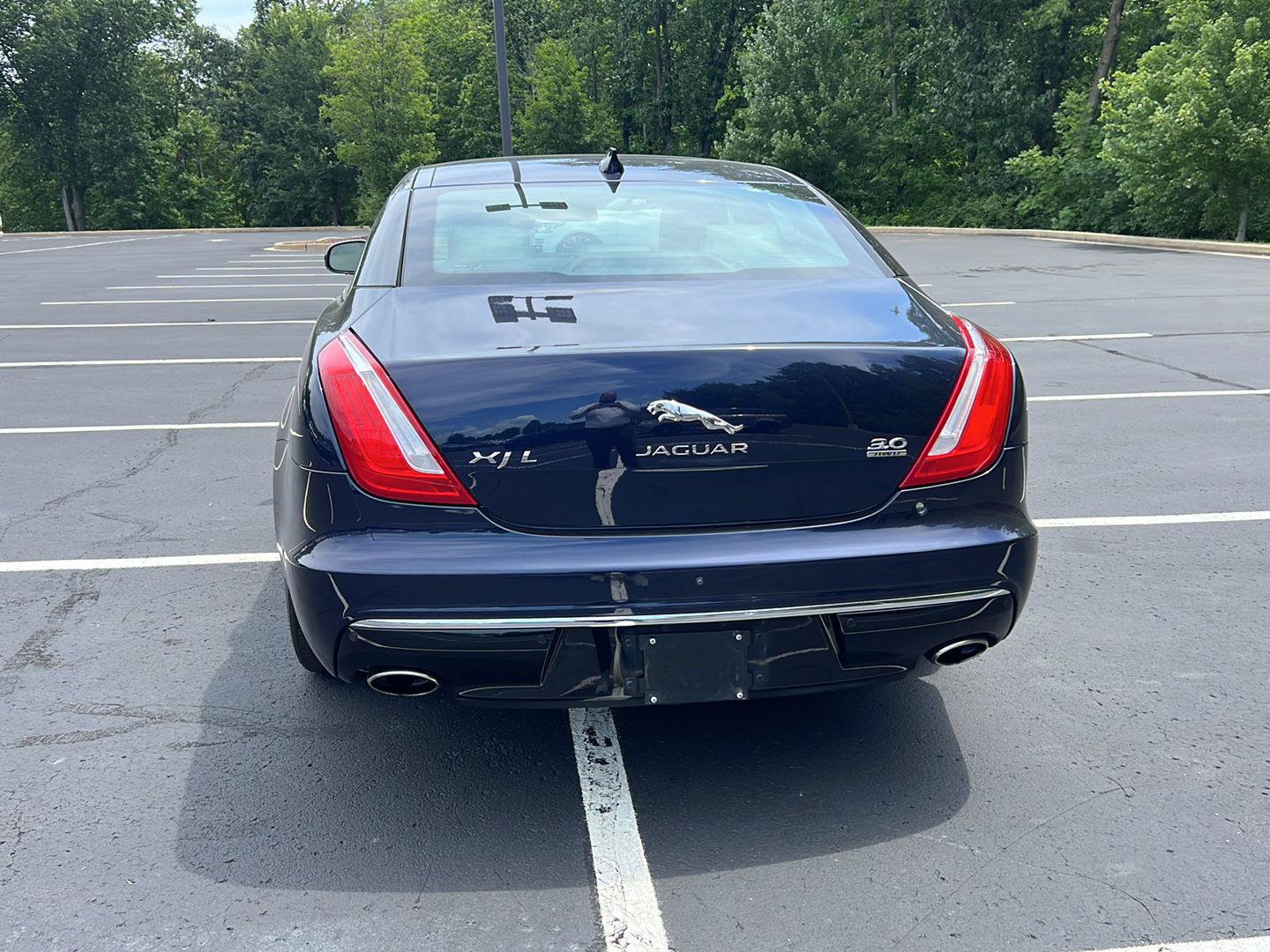 Used 2016 Jaguar XJ L Portfolio AWD/4WD image 4