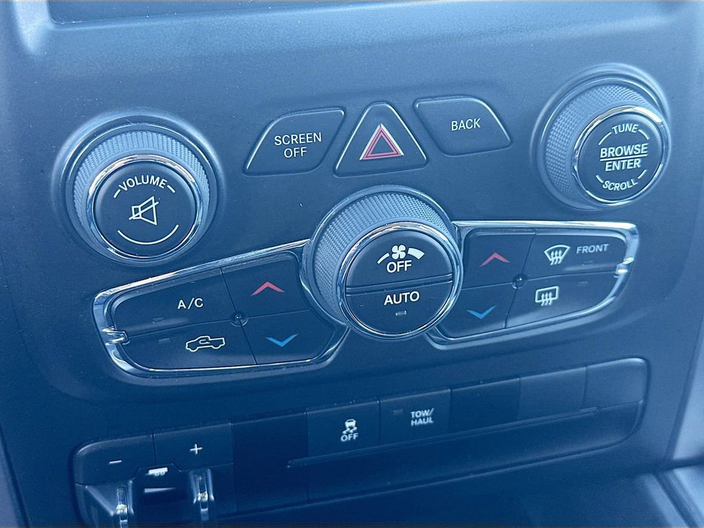 Used 2023 RAM 1500 Classic SLT w/ Trailer & Traction Group image 18