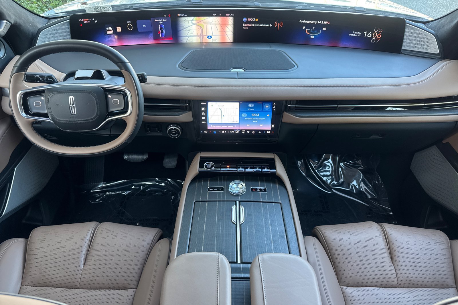 Used 2026 Lincoln Navigator Black Label AWD/4WD image 13