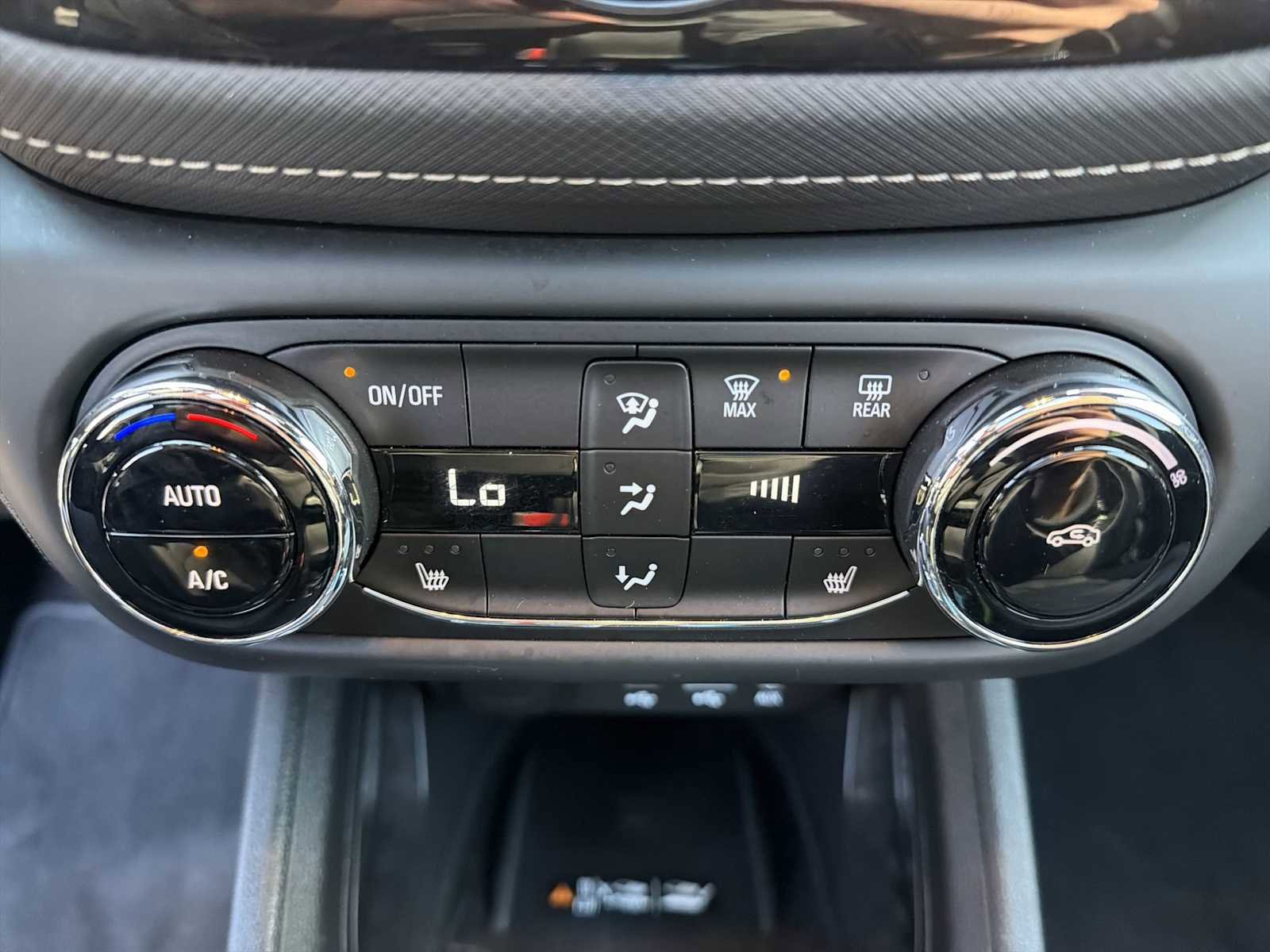 Certified 2022 Chevrolet TrailBlazer ACTIV w/ Sun and Liftgate Package image 17