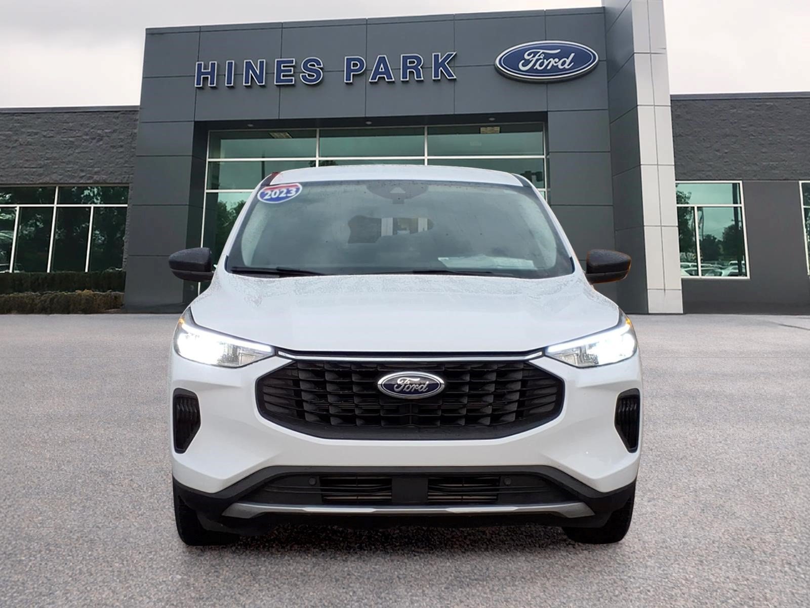 Used 2023 Ford Escape Active AWD/4WD image 2