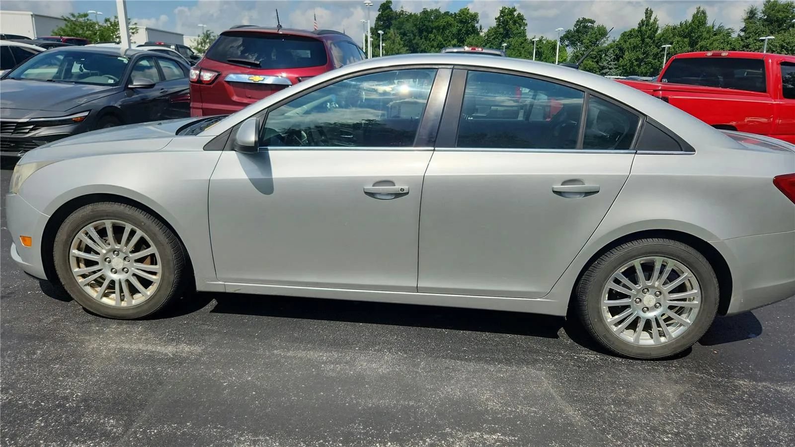 Used 2013 Chevrolet Cruze Eco FWD image 5
