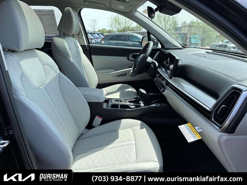 New 2025 Kia Sorento S w/ Panoramic Sunroof Package image 21