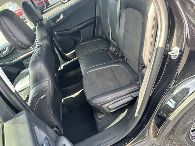 Used 2021 Ford Escape SEL w/ SEL Stealth AWD Package image 25