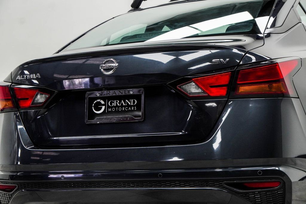 Used 2022 Nissan Altima 2.5 SV FWD image 13