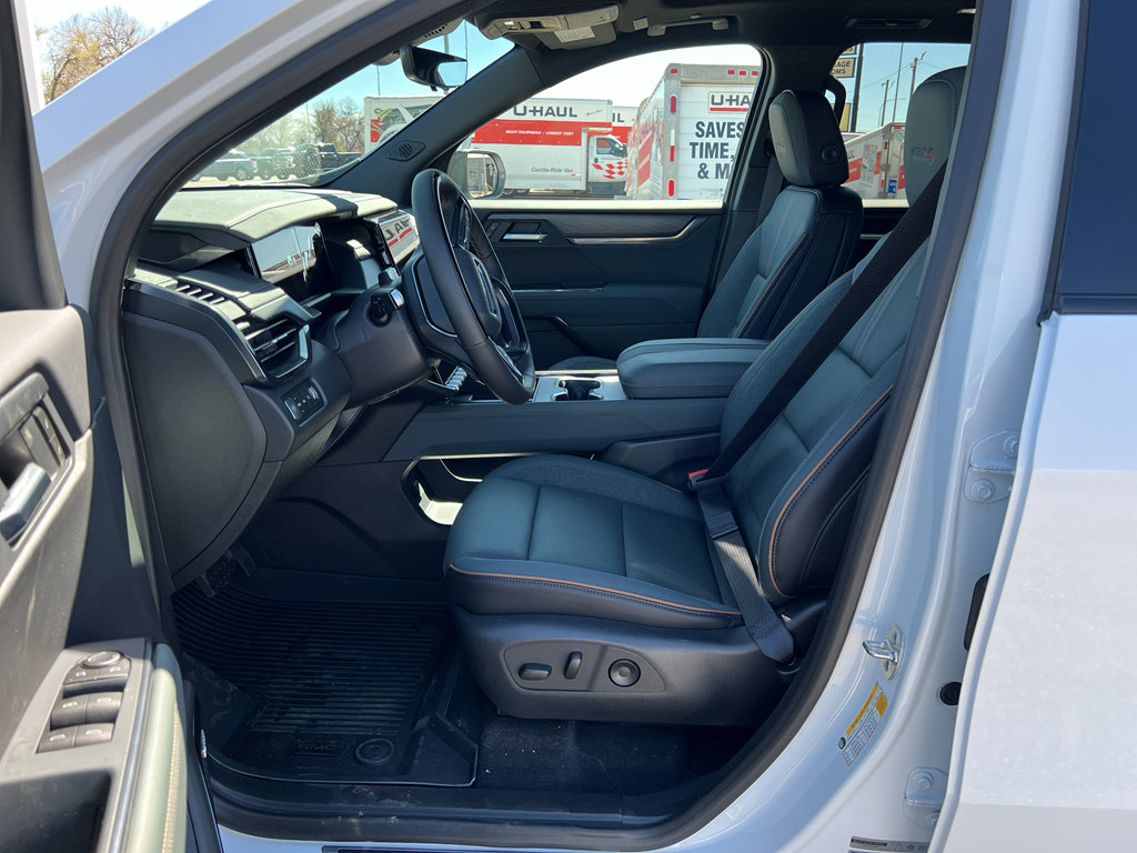 New 2026 GMC Acadia AT4 image 17