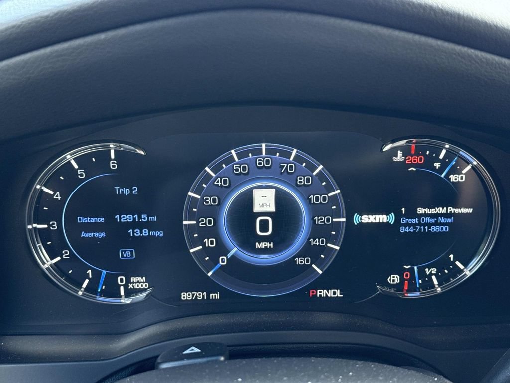 Used 2019 Cadillac Escalade ESV Luxury w/ Escalade Sport Edition AWD/4WD image 16