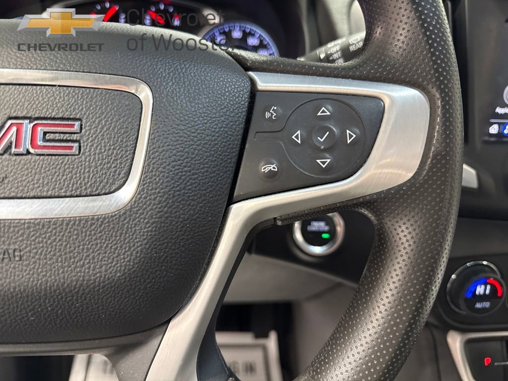 Used 2023 GMC Terrain SLE w/ Driver Convenience Package image 17