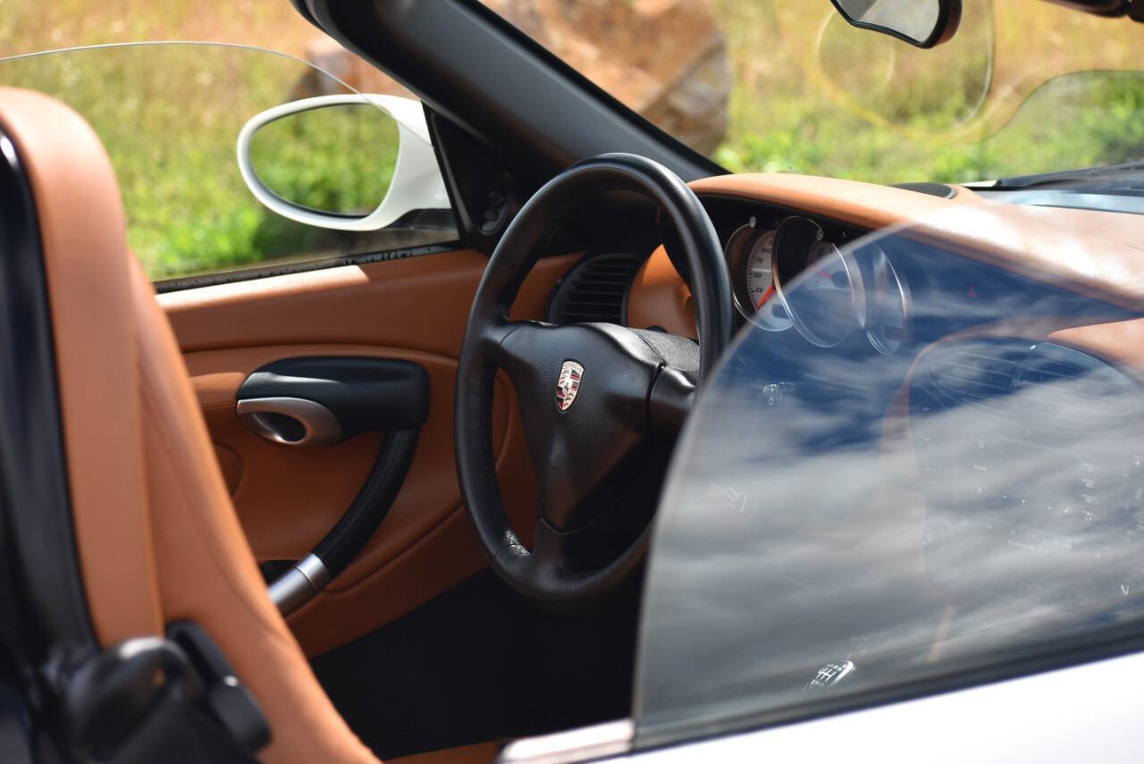 Used 2001 Porsche Boxster S RWD image 10