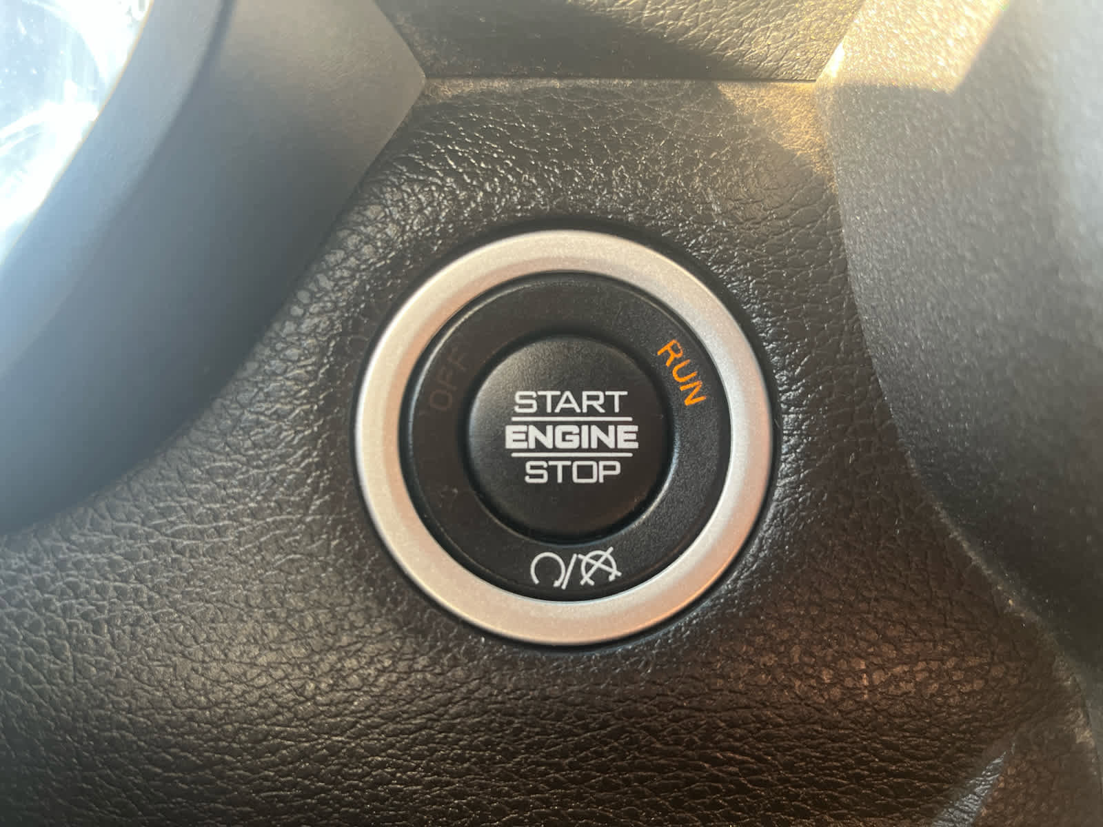 Used 2022 RAM 2500 Tradesman w/ Chrome Appearance Group image 15