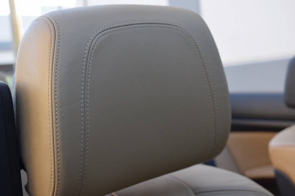 Used 2011 BMW M3 Convertible RWD image 55