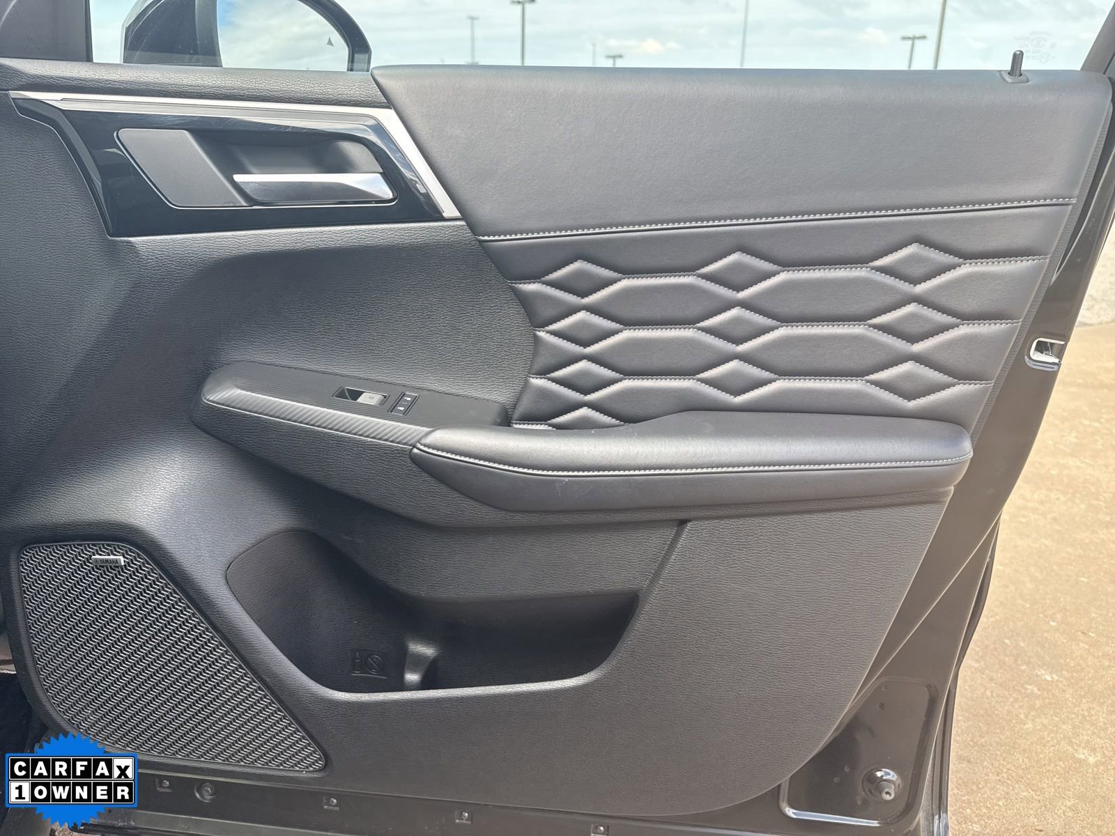 Used 2025 Mitsubishi Outlander SEL image 24