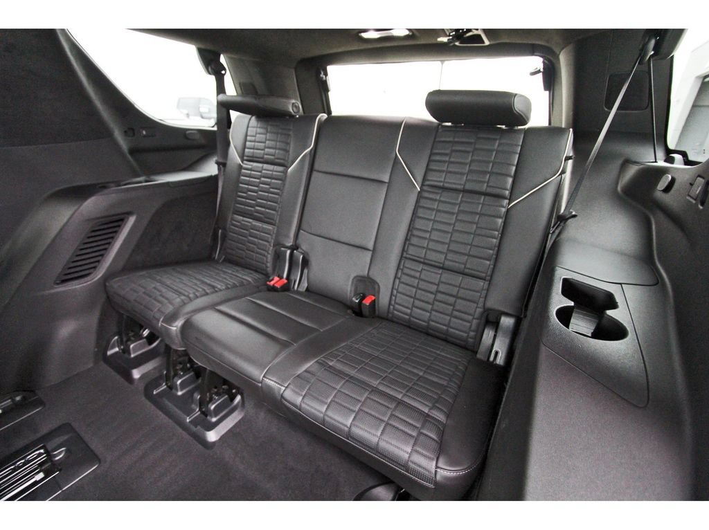 Used 2021 Cadillac Escalade Sport Platinum AWD/4WD image 13