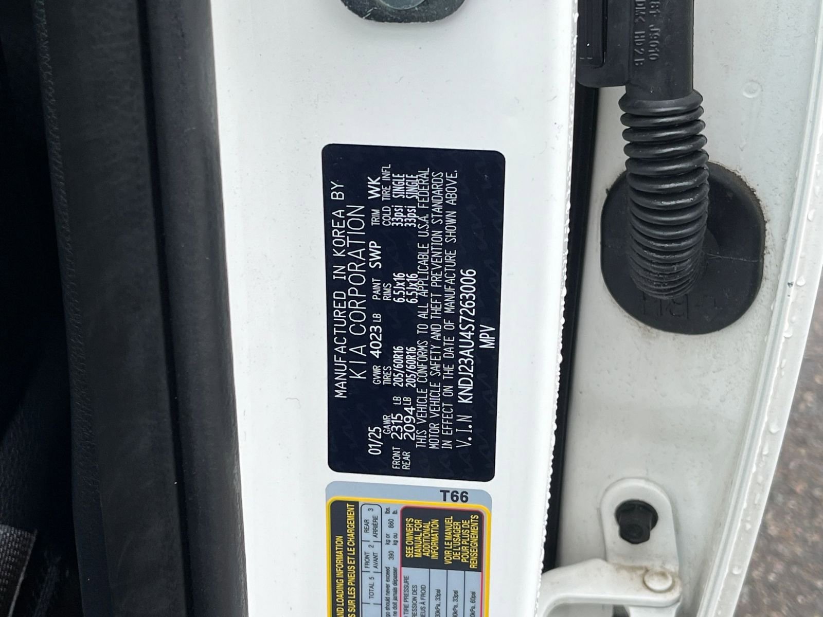 Used 2025 Kia Soul LX w/ LX Technology Package image 24