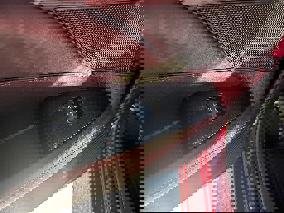 New 2025 Cadillac CT4 Premium Luxury image 28