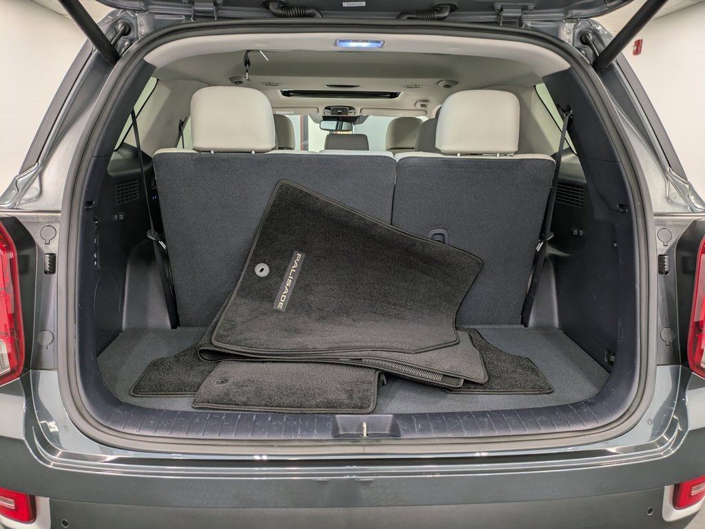 Used 2022 Hyundai Palisade SEL w/ 8P Bench Seat Package image 23