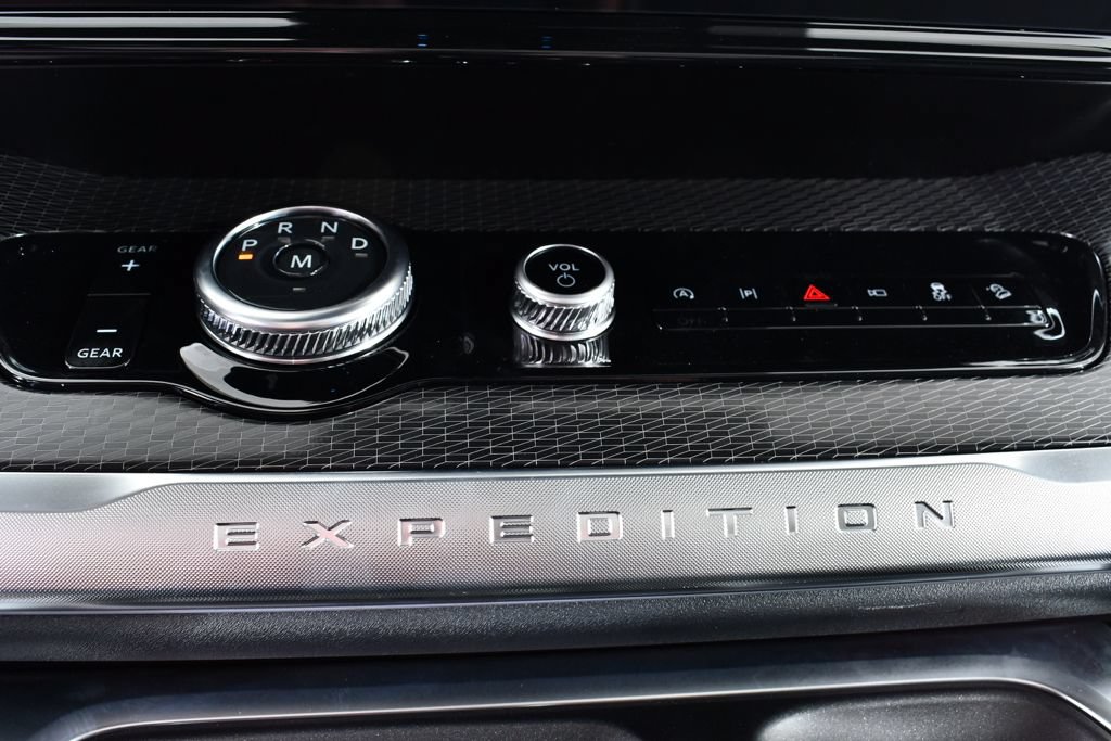 New 2027 Ford Expedition Max Platinum w/ Stealth Performance Package AWD/4WD image 30