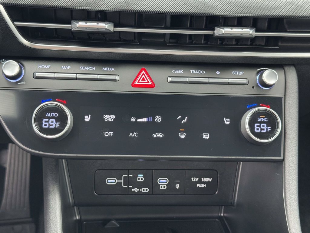 Used 2025 Hyundai Sonata SEL FWD image 30